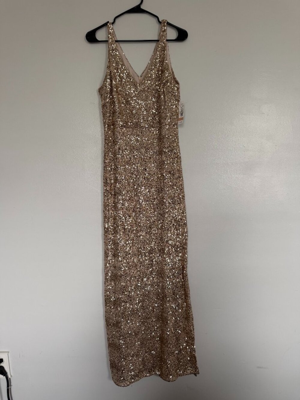 NWT R&M Richards Gold Sequin V-Neck Maxi Dress